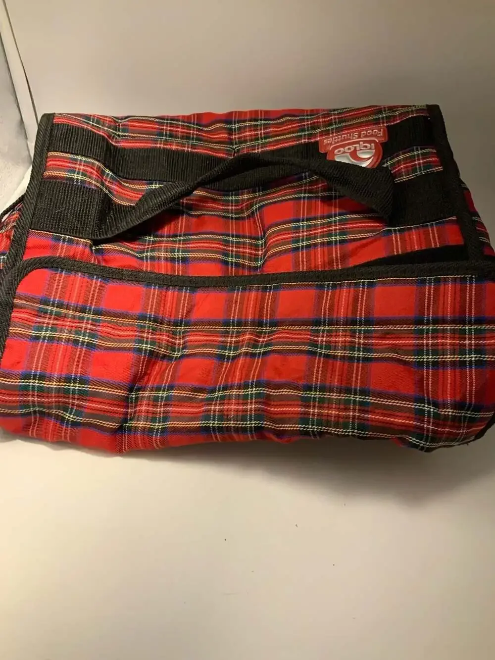 Igloo Food Shuttles Insulated Red Tartan Plaid Food Delivery Travel Bag
